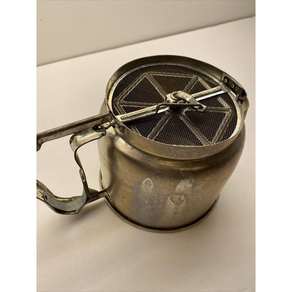 VINTAGE Foley 5 Cup Flour Sifter Aluminum COLLECTIBLE ANTIQUE - Picture 8 of 10